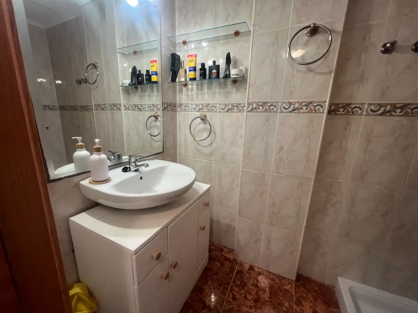 Badezimmer von Einfamilien-Reihenhaus zum Verkauf in La Unión mit Klimaanlage, Heizung und Abstellraum