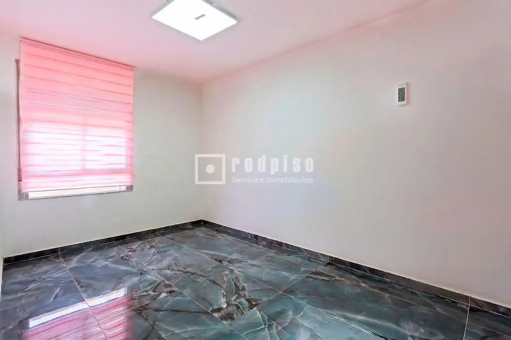 Habitación de Piso en venta en Madrid con Aire acondicionado