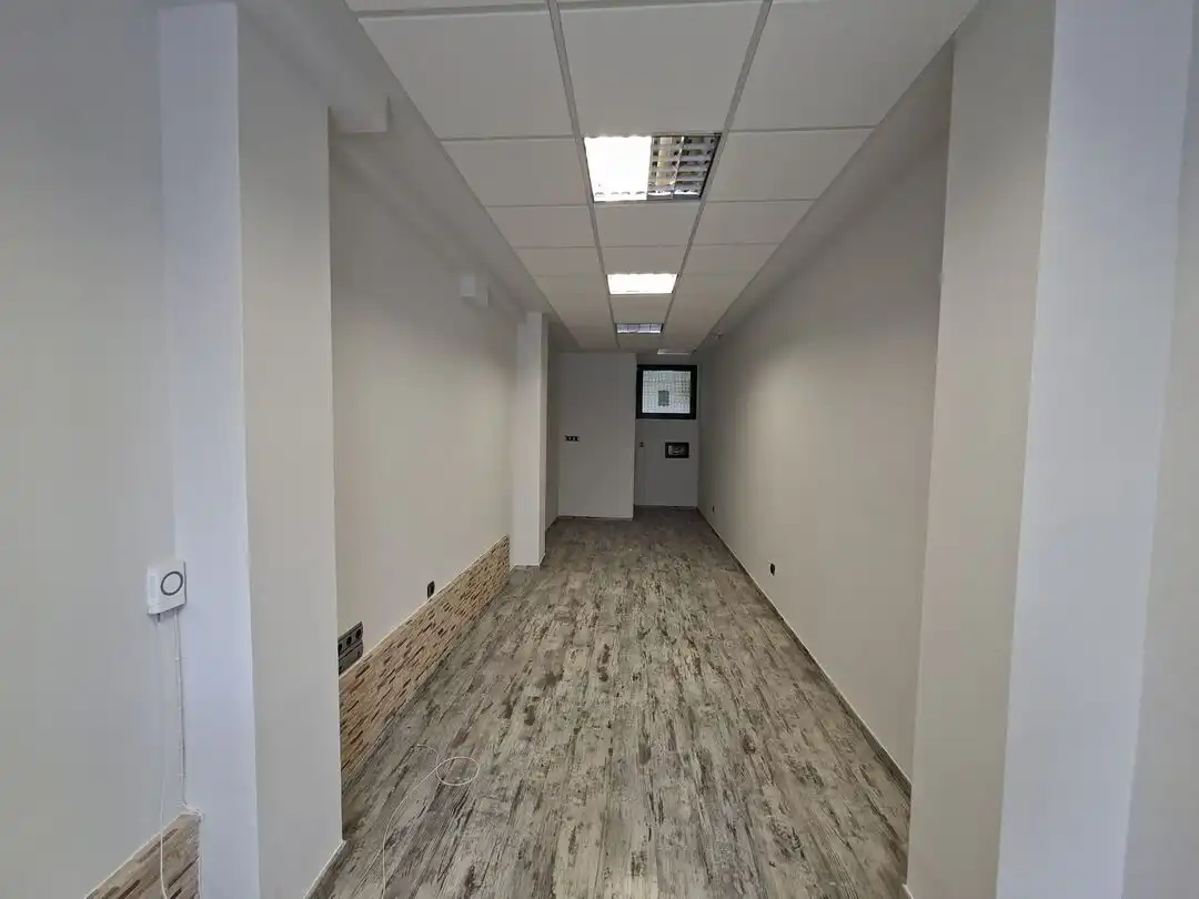Local comercial de lloguer a Durango