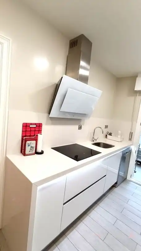 Cocina de Piso en venta en Barakaldo  con Calefacción, Terraza y Balcón