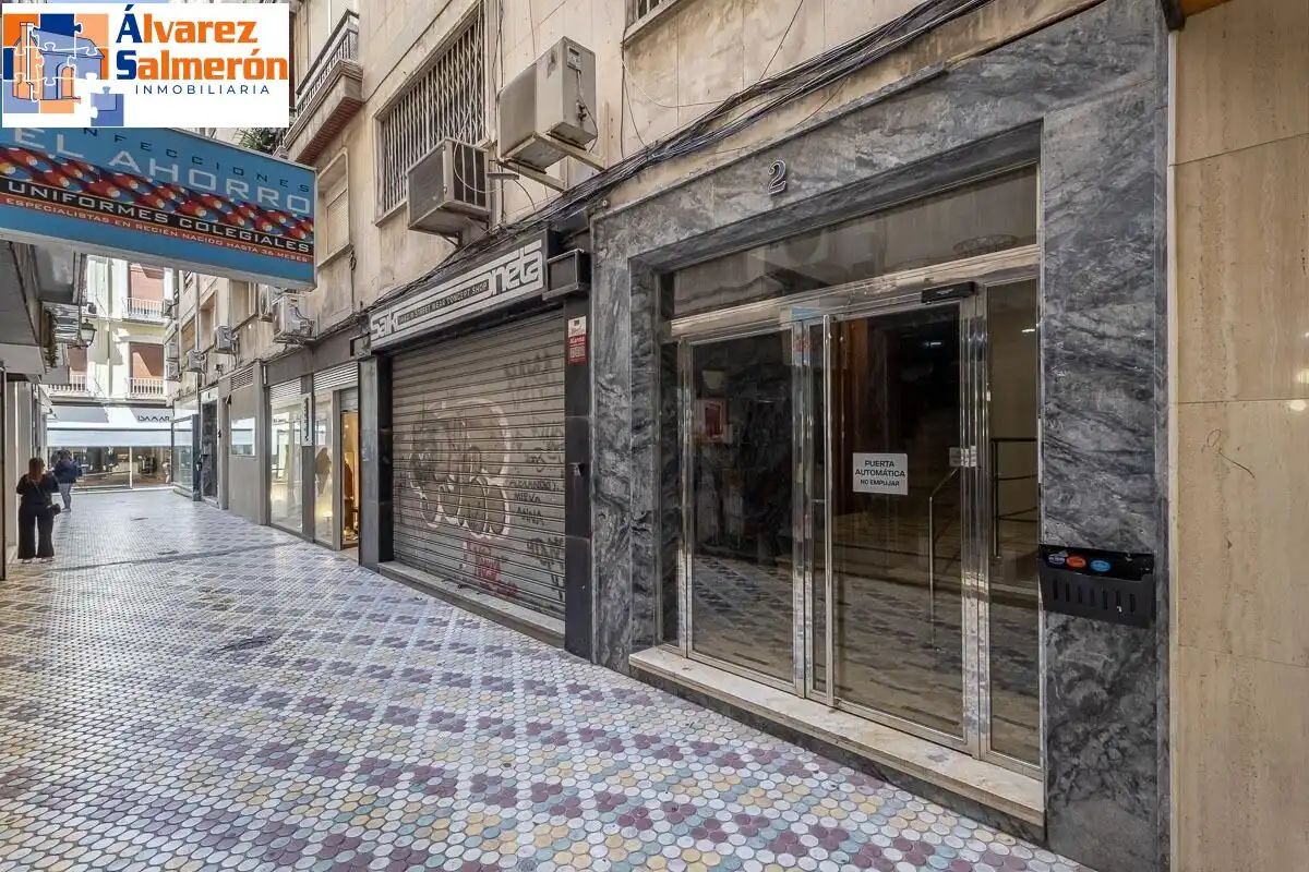 Flat for sale in Granada  with Terrace and Balcony