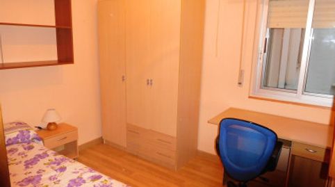 Foto 4 de Piso de alquiler en San Bernardo, Salamanca Capital