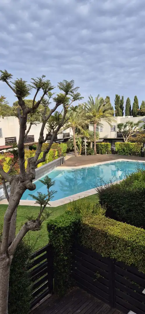 Piscina de Casa adosada en venta en Mont-roig del Camp con Aire acondicionado, Jardín privado y Terraza