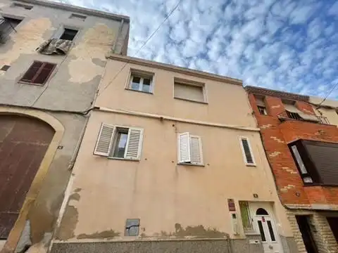 Außenansicht von Country house zum Verkauf in L'Espluga de Francolí