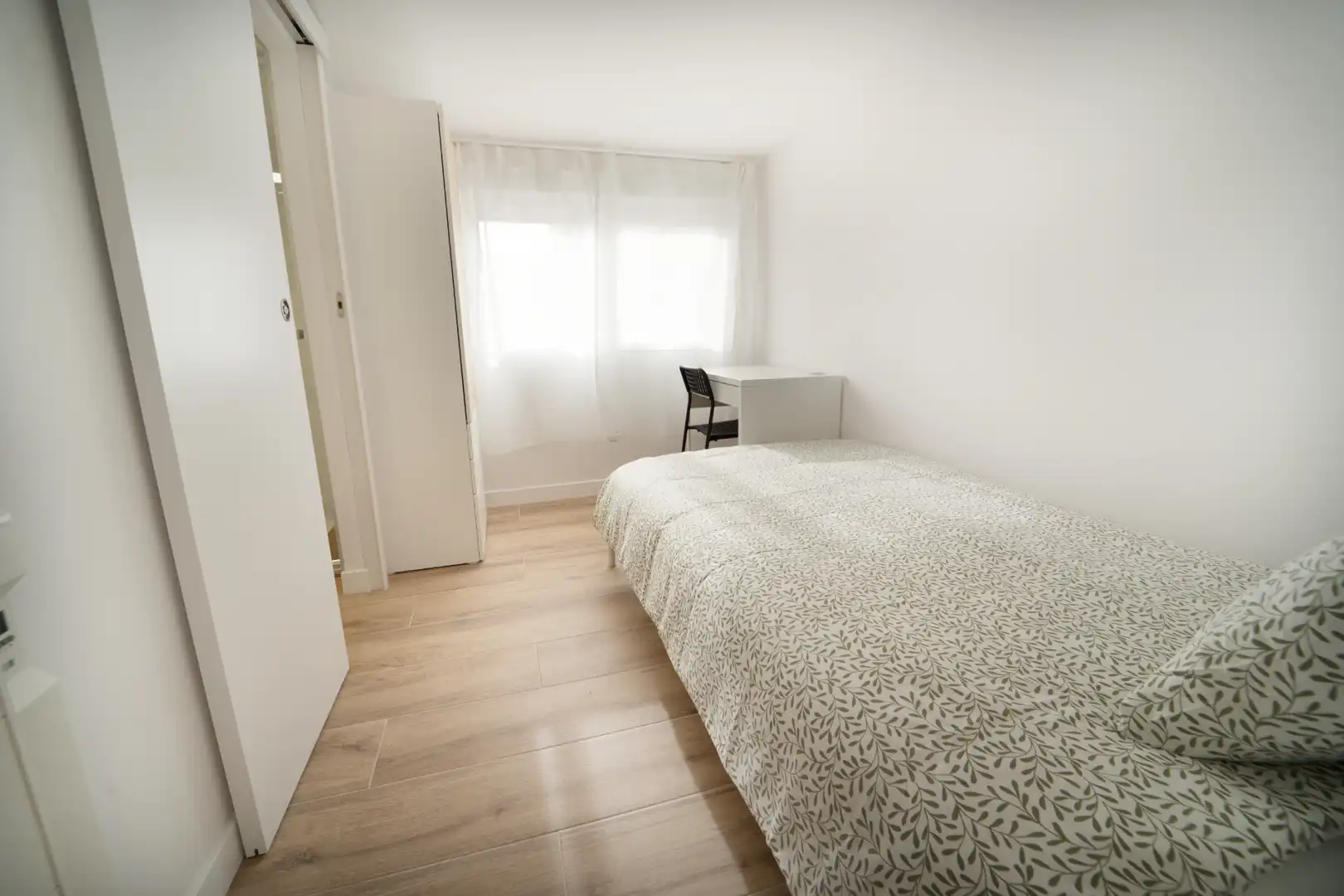 Bedroom of Flat for rent in Madrid  with Heating, Furnished and Oven