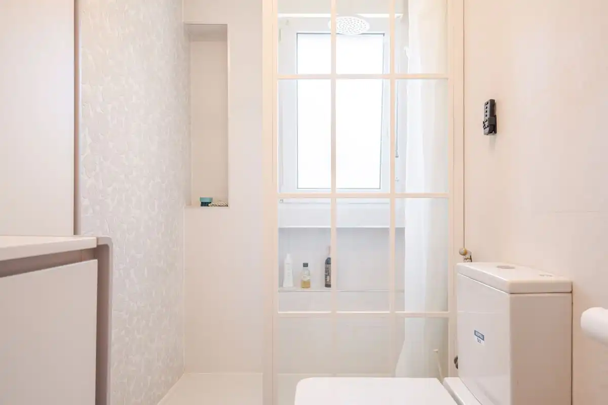 Baño de Casa o chalet en venta en Boadilla del Monte con Aire acondicionado, Calefacción y Jardín privado
