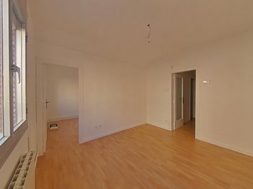 Piso con ascensor en venta en C/ Ausías March