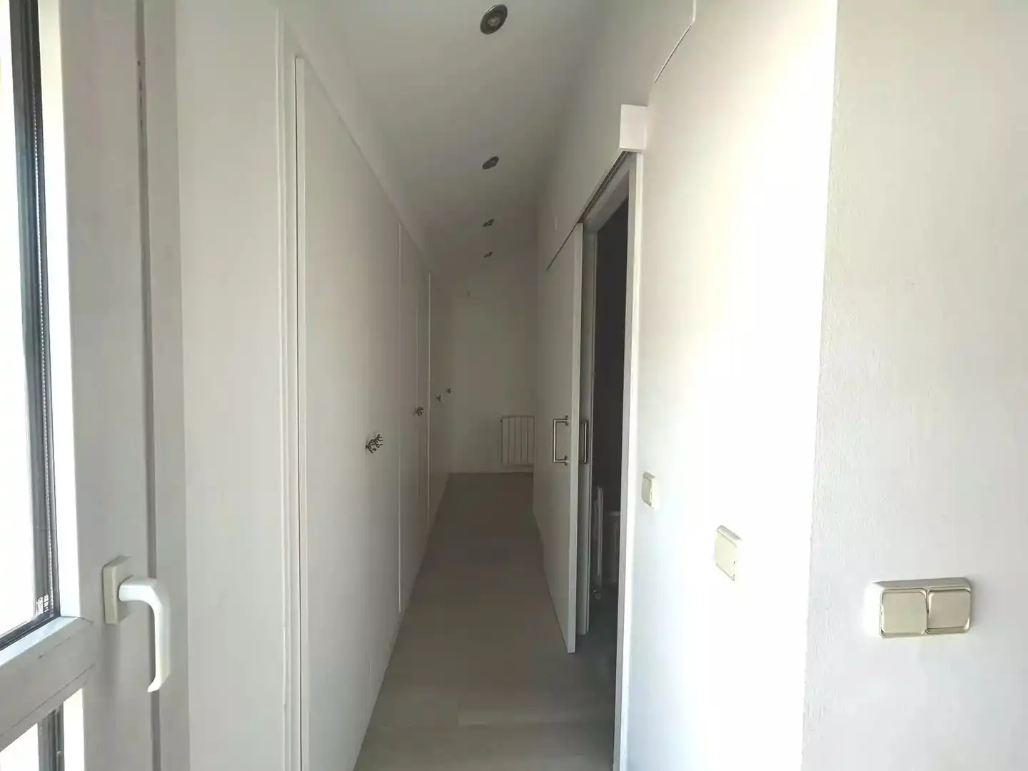 Wohnung zur Miete in Girona mit Klimaanlage, Heizung und Parkett