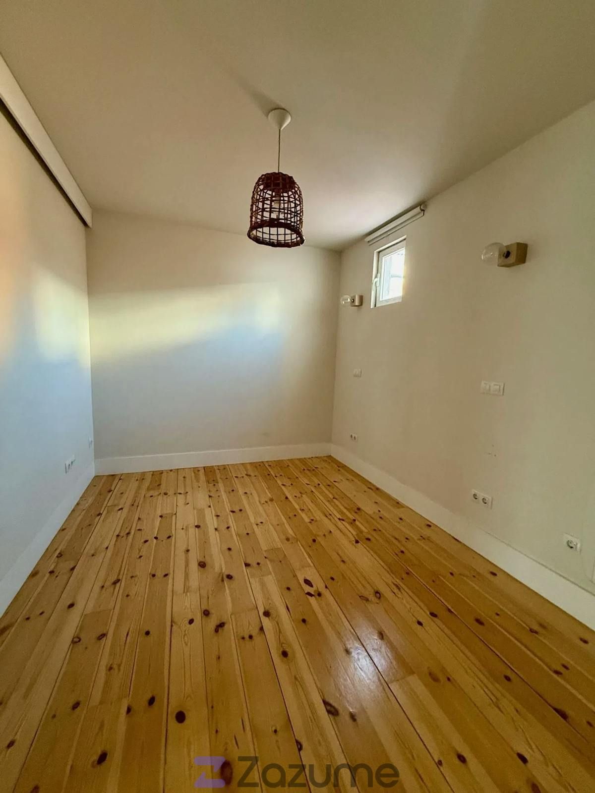 Dormitori de Pis de lloguer en  Madrid Capital amb Parquet