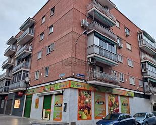Vista exterior de Pis en venda en  Madrid Capital amb Calefacció, Terrassa i Moblat