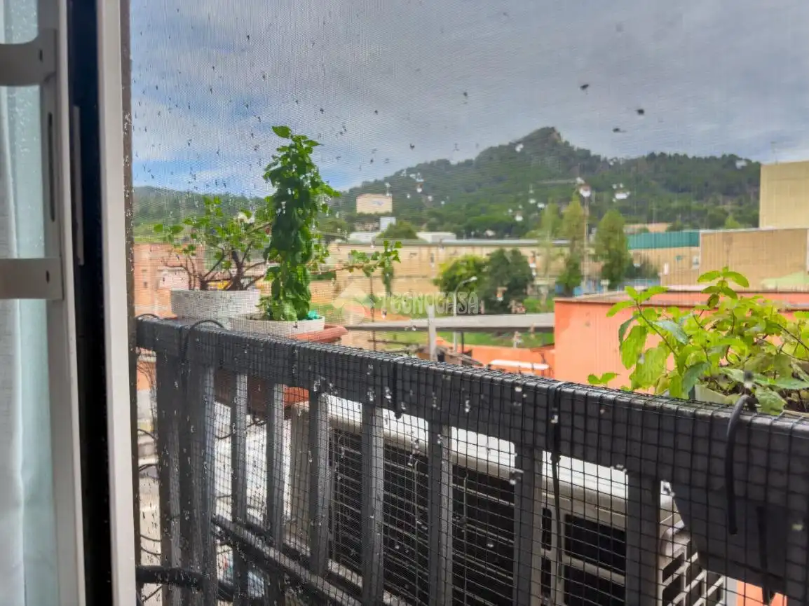 Pis amb balcó en venda a Can Sant Joan