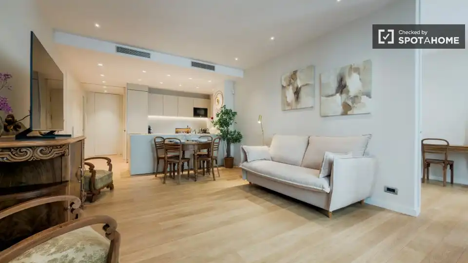 Flat with terrace to rent in Ciutat Vella, imagen 13