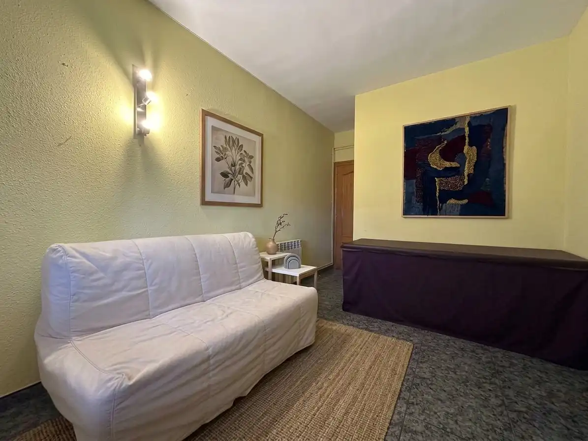 Living room of Flat for sale in Zona Industrial