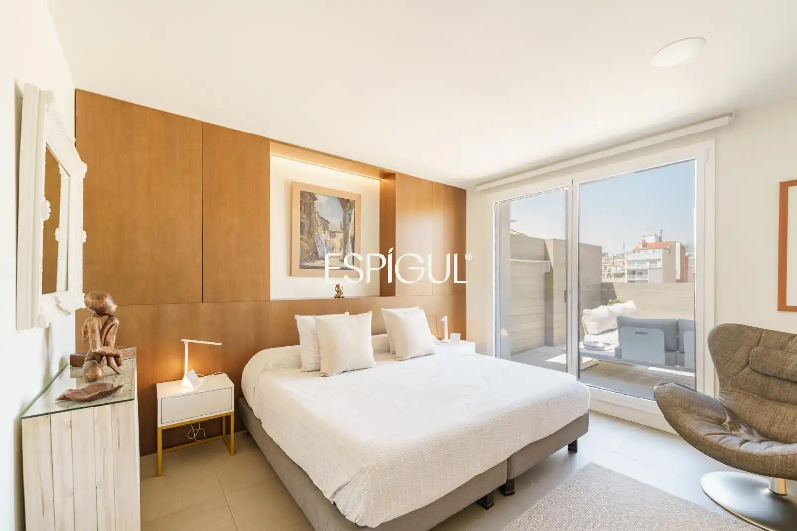 Bedroom of Attic for sale in Barcelona  with Air Conditioner, Heating and Parquet flooring