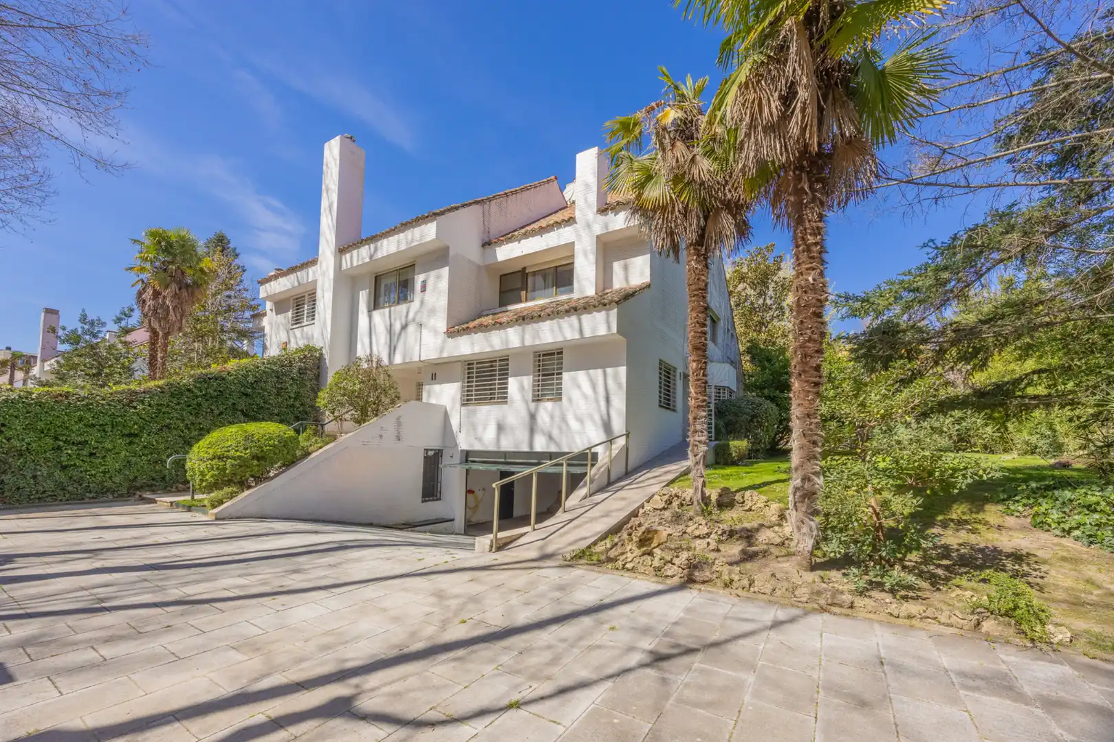Vista exterior de Casa o chalet en venta en Madrid con Calefacción