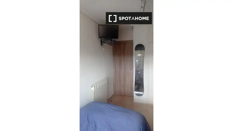 Room in Las Dehesillas - Vereda de los Estudiantes