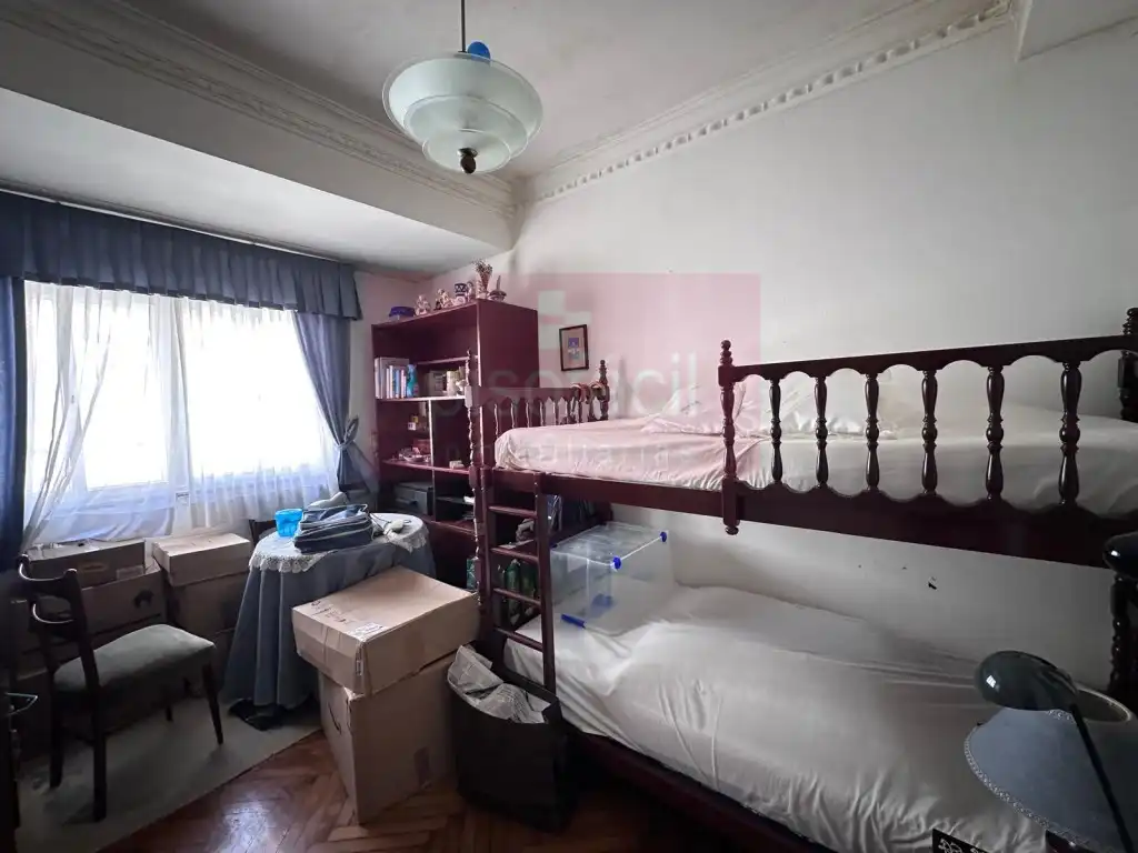 Schlafzimmer von Wohnung zum Verkauf in Lugo