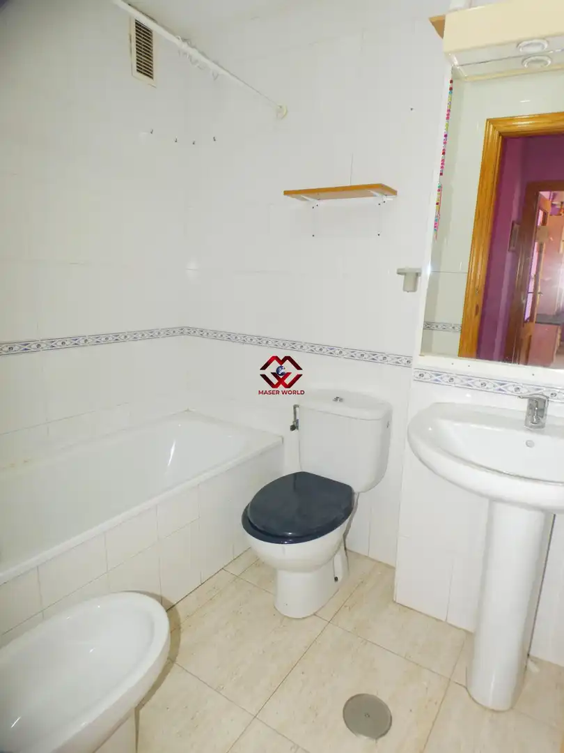 Baño de Apartamento en venta en Mazarrón con Amueblado y Balcón