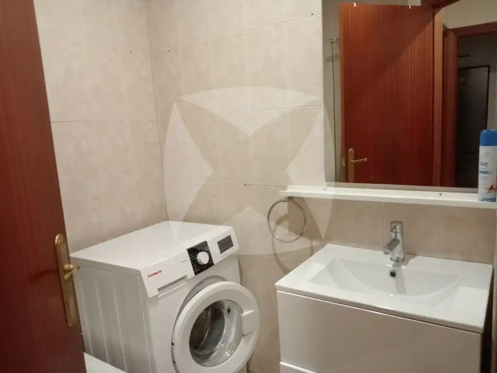Bathroom of Houses for rent in Cáceres  with Heating and Furnished