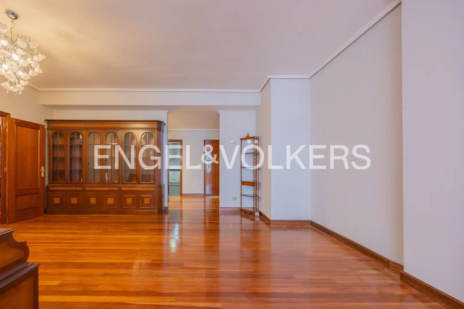 Esszimmer von Wohnung zum Verkauf in Bilbao  mit Heizung, Parkett und Balkon