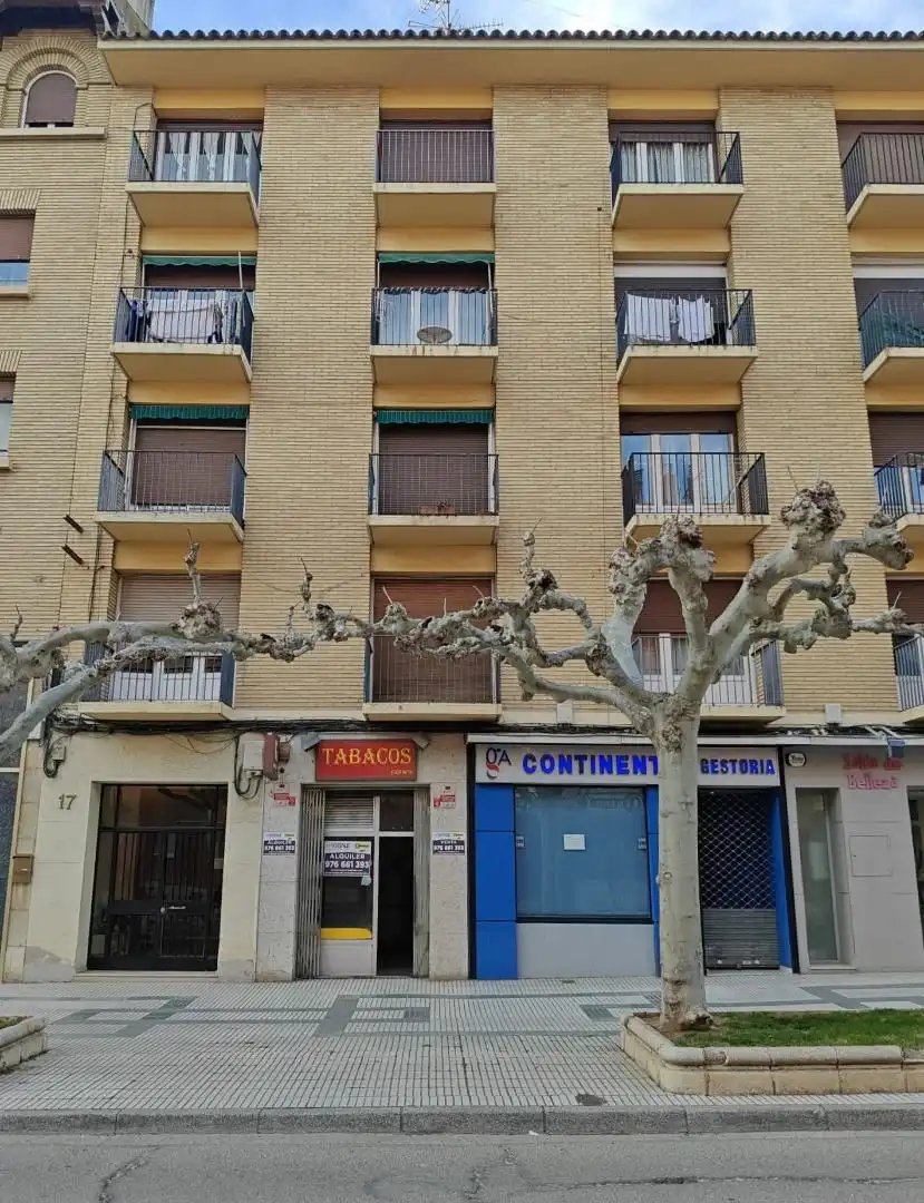 Local commercial à vendre à Ejea de los Caballeros, imagen 2