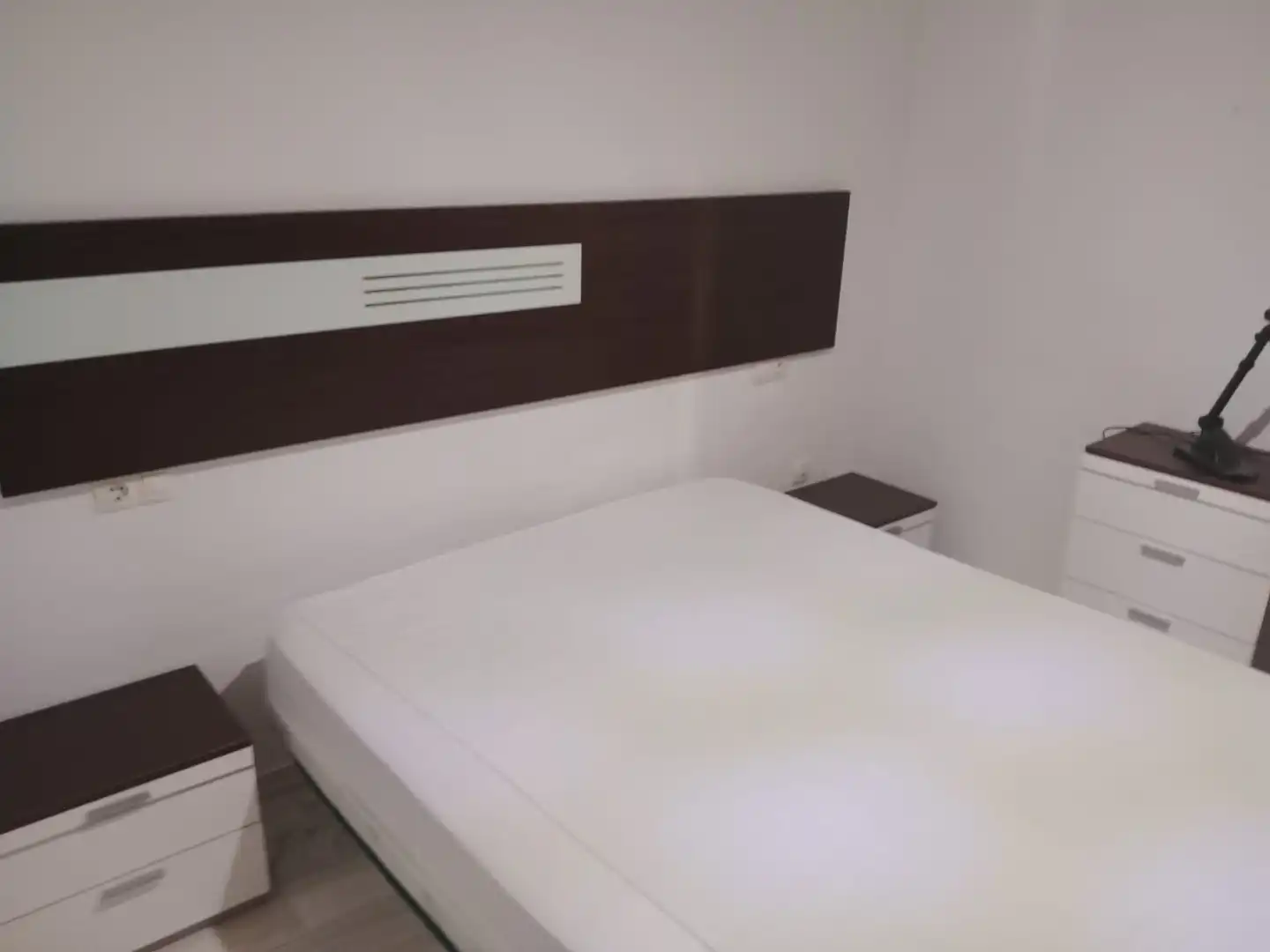 Habitación de Piso en venta en Salteras con Aire acondicionado, Amueblado y Horno