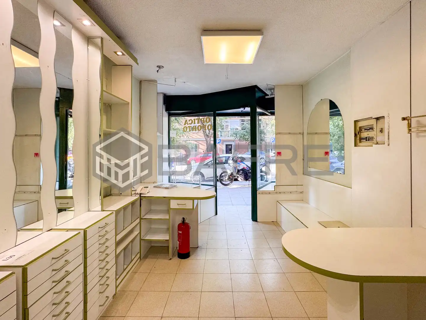 Local en venta en Madrid