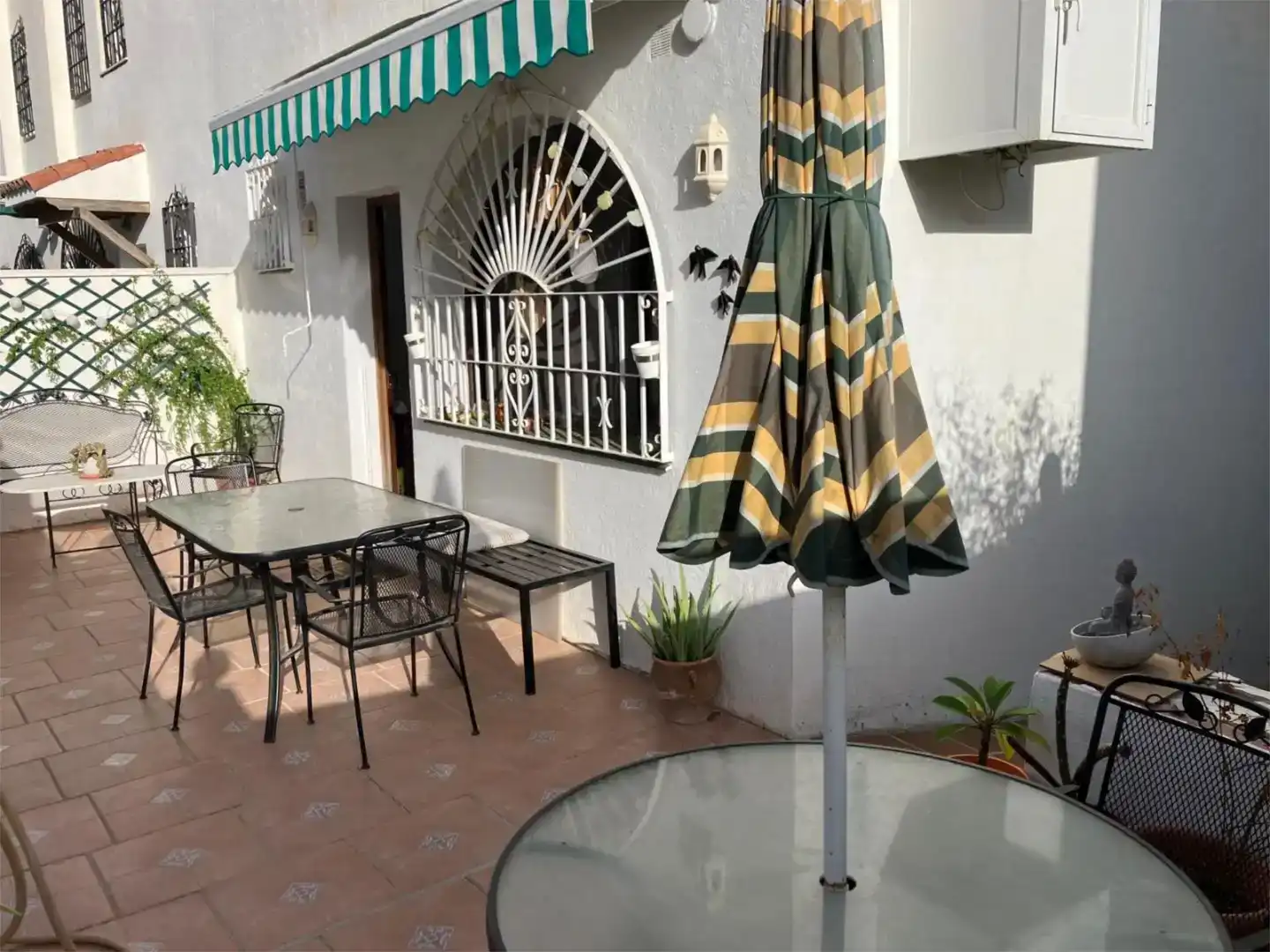 Terrassa de Casa adosada en venda en Torremolinos amb Aire condicionat