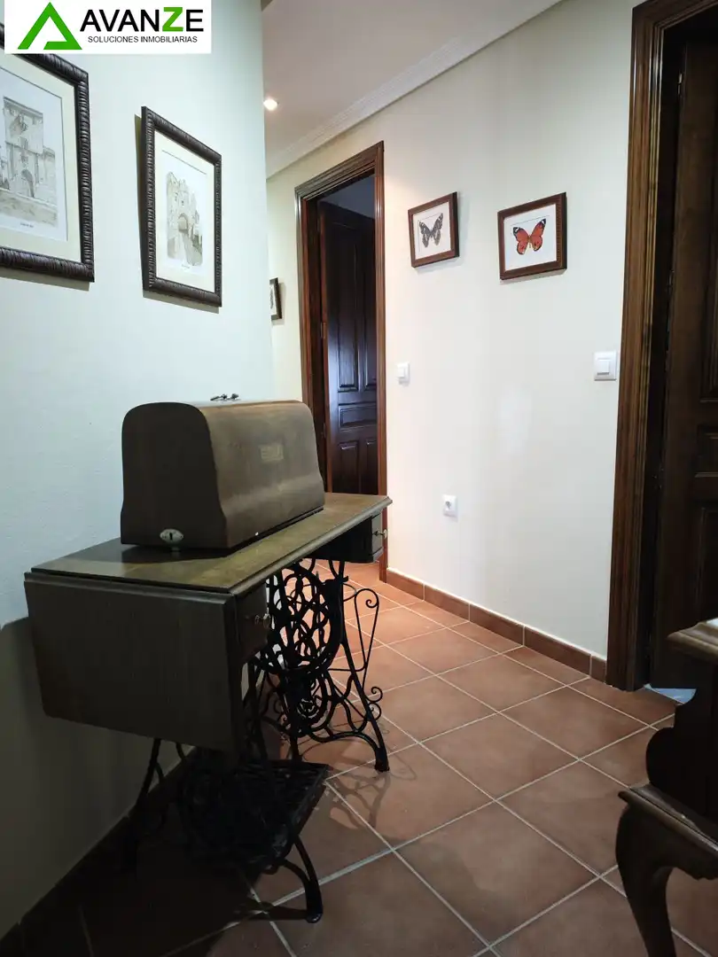 House with terrace for sale in Villanueva del Fresno, imagen 46