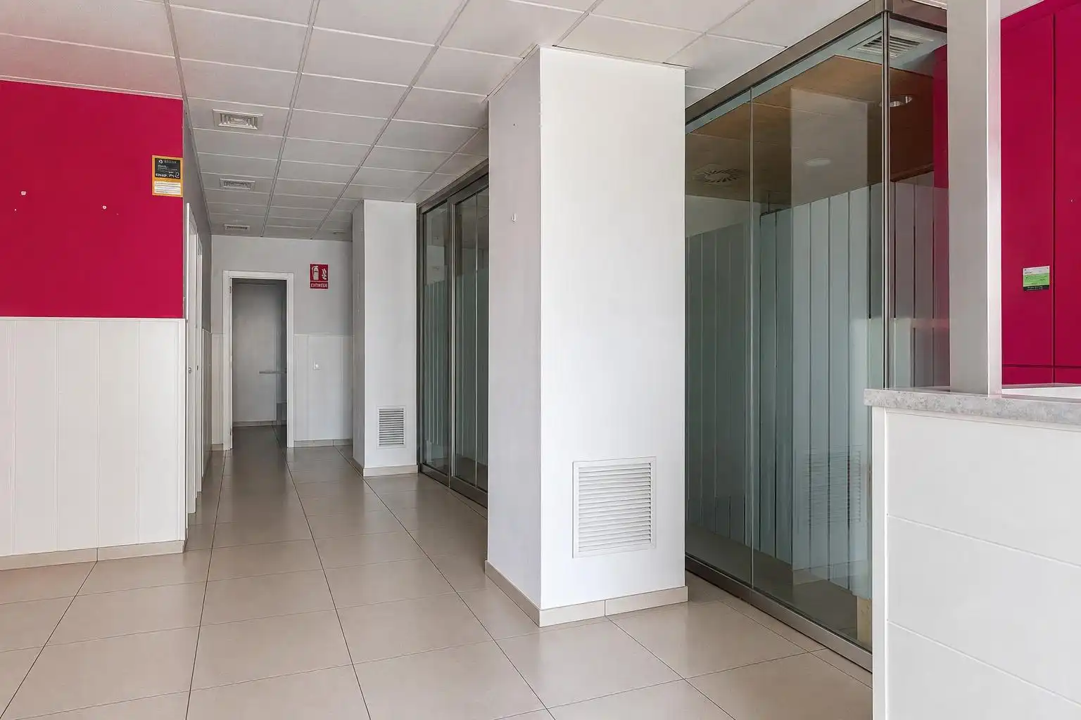 Business premises for sale in Calle de Fuente Amarga, imagen 5