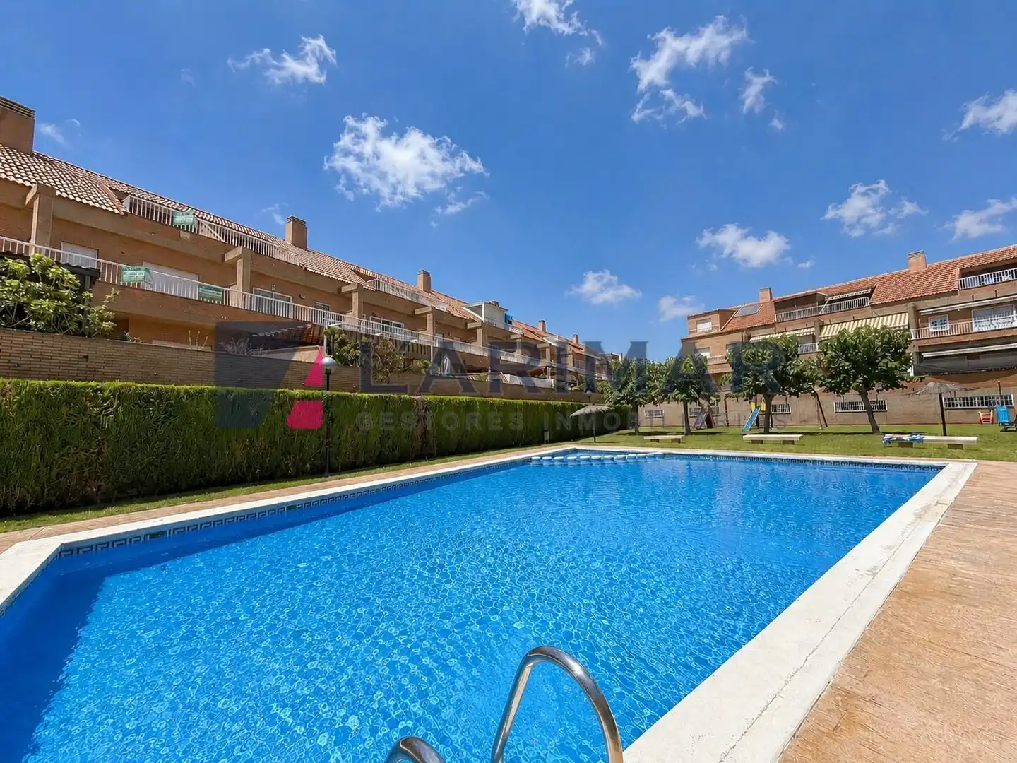 Piscina de Casa o xalet de lloguer en Alicante / Alacant amb Aire condicionat, Terrassa i Traster