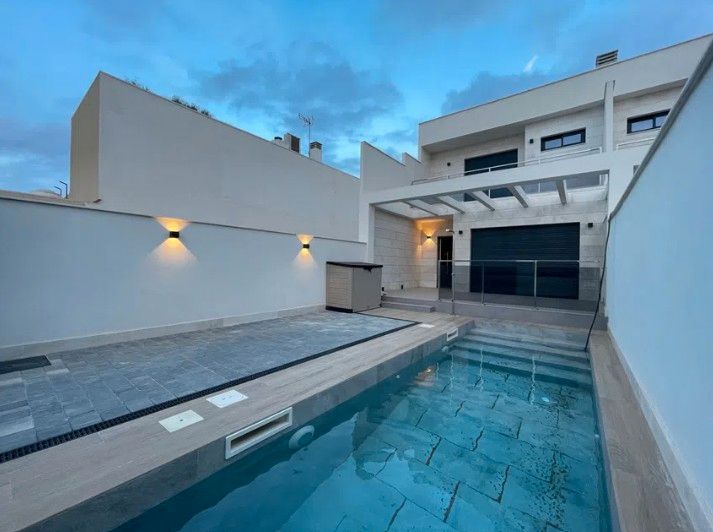 Swimming pool of House or chalet for sale in San Javier  with Air Conditioner, Heating and Private garden
