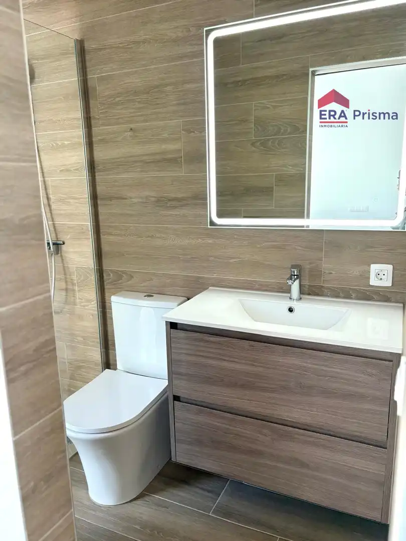 Bany de Casa o xalet en venda en Arona amb Aire condicionat, Jardí privat i Terrassa