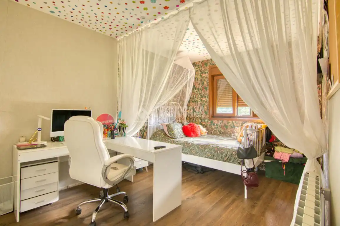 Bedroom of Houses for sale in Polanco  with Swimming Pool