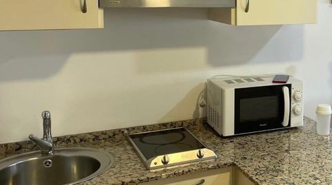 SE VENDE ADOSADO EN SEMICENTRO