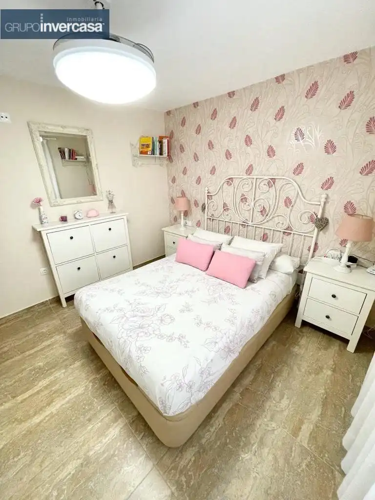Schlafzimmer von Wohnung zur Miete in Manises mit Klimaanlage, Heizung und Möbliert