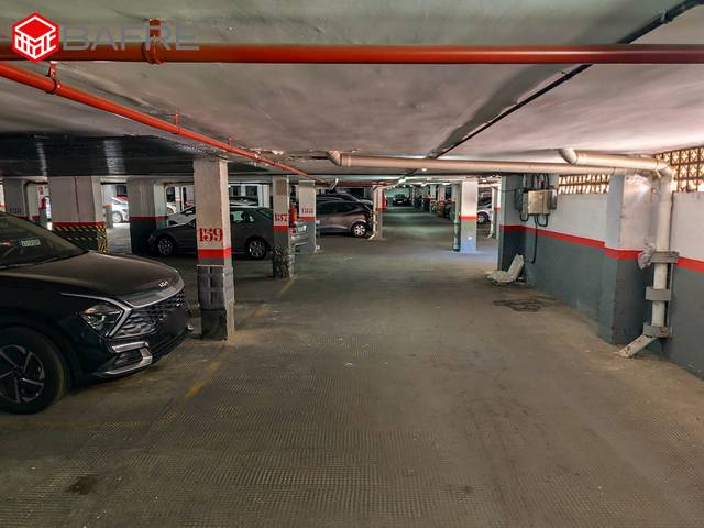 Garaje en Venta en Calle del Toboso en San Isidro