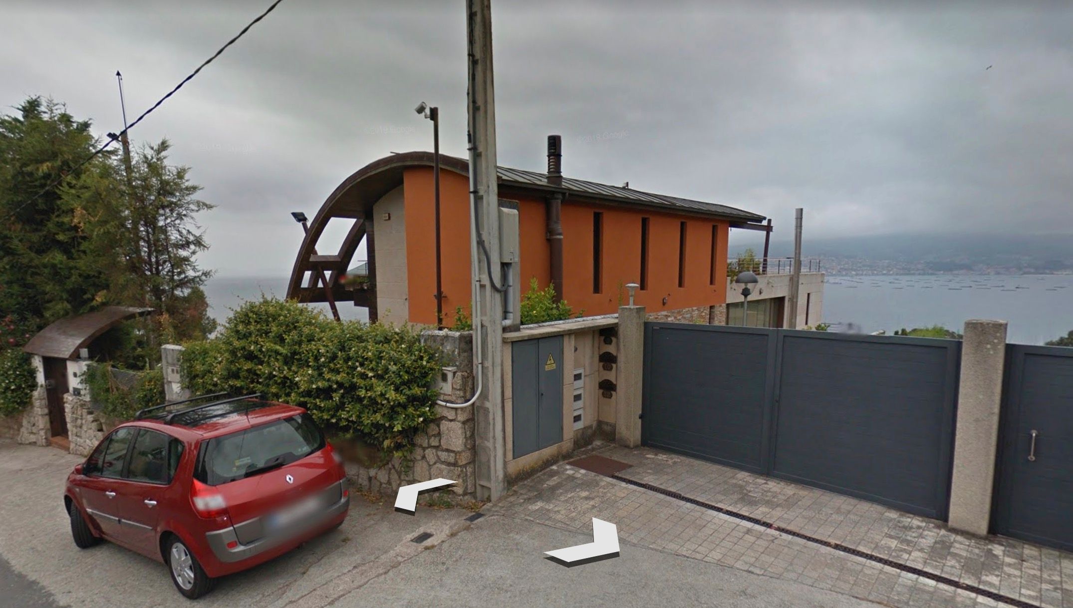 Exterior view of House or chalet for sale in Vigo   with Heating, Private garden and Parquet flooring