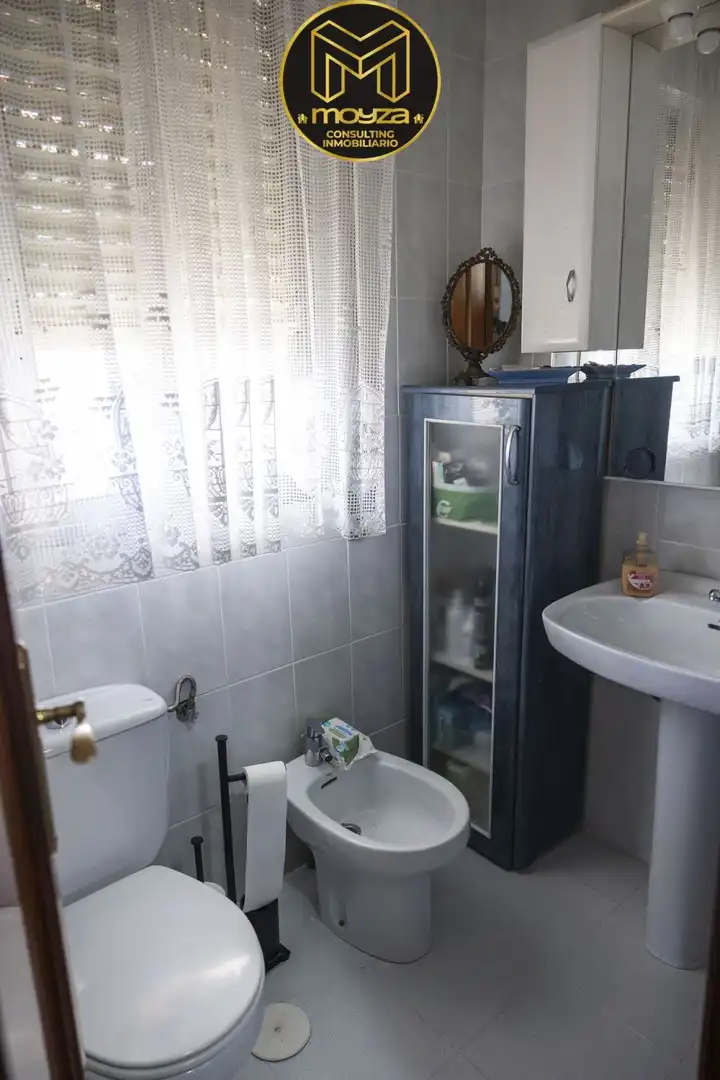 Baño de Casa o chalet de alquiler en Jaén con Terraza y Piscina comunitaria