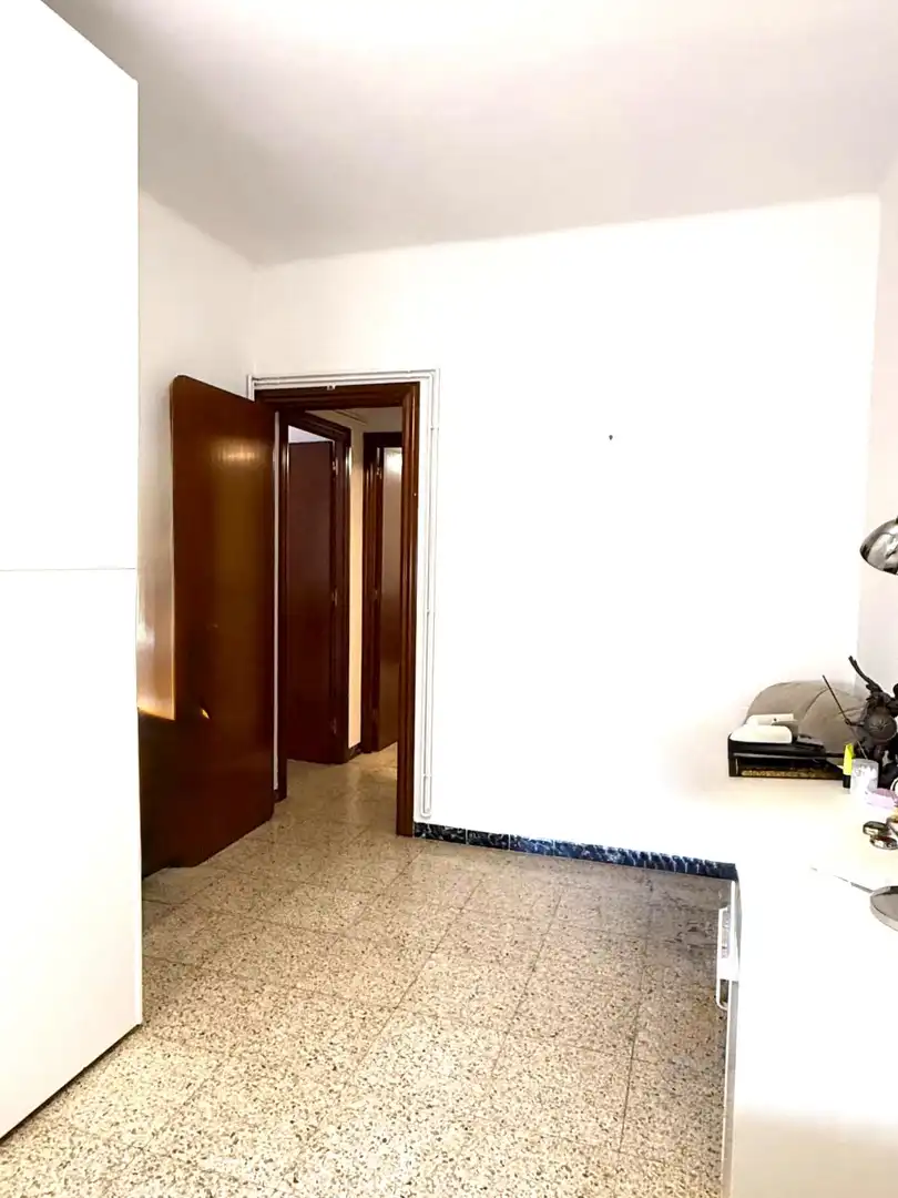 Piso en venta en Sant Boi de Llobregat con Calefacción, Trastero y Balcón