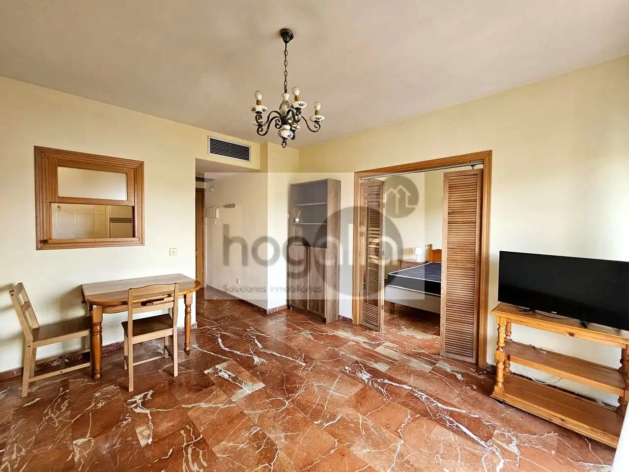 Flat with lift to rent in Bellavista - La Palmera