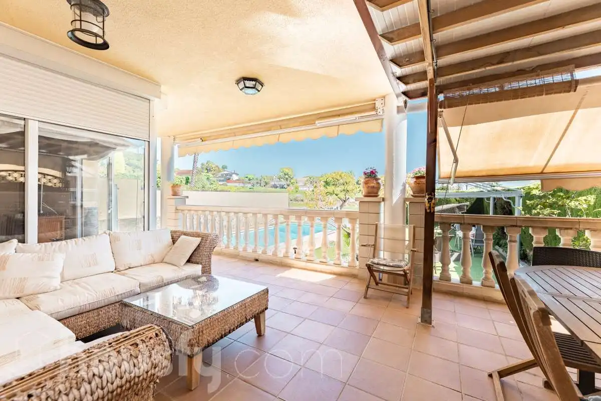 Terraza de Casa o chalet en venta en Calafell con Aire acondicionado, Calefacción y Jardín privado