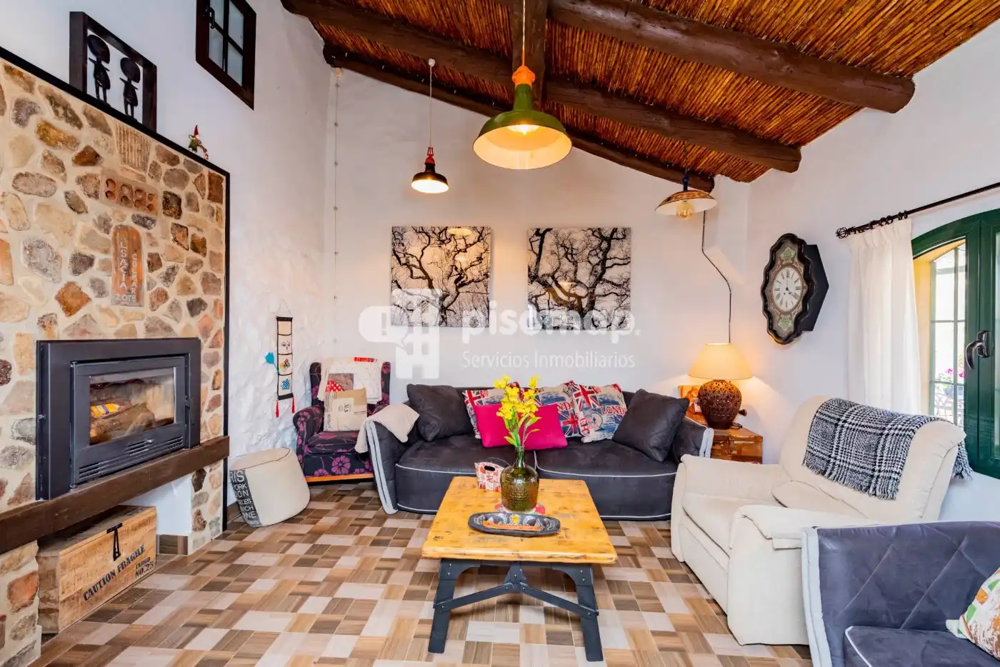 Sala d'estar de Finca rústica en venda en Antequera amb Calefacció, Jardí privat i Terrassa