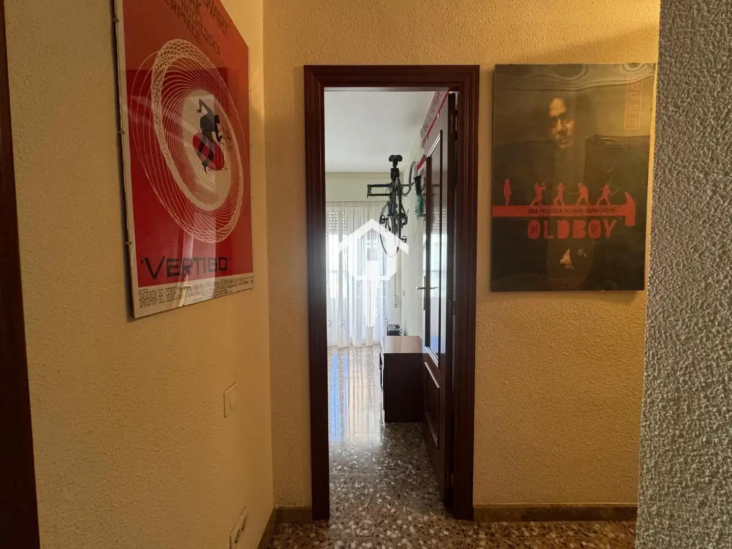 Wohnung zum Verkauf in Alicante / Alacant mit Privatgarten und Balkon