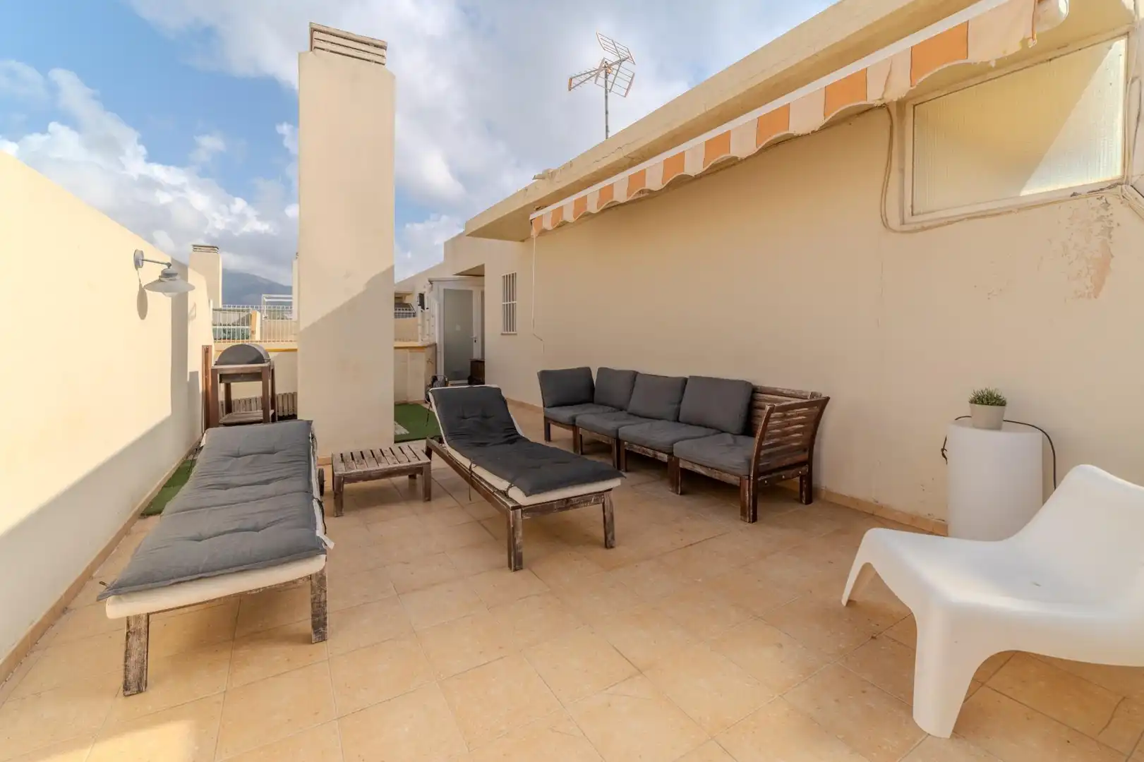 Terrace of Attic for sale in Fuengirola  with Air Conditioner, Private garden and Terrace