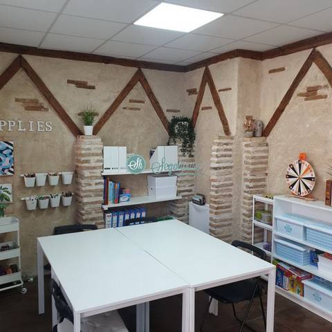 Local comercial en Alquiler en Torrecaballeros