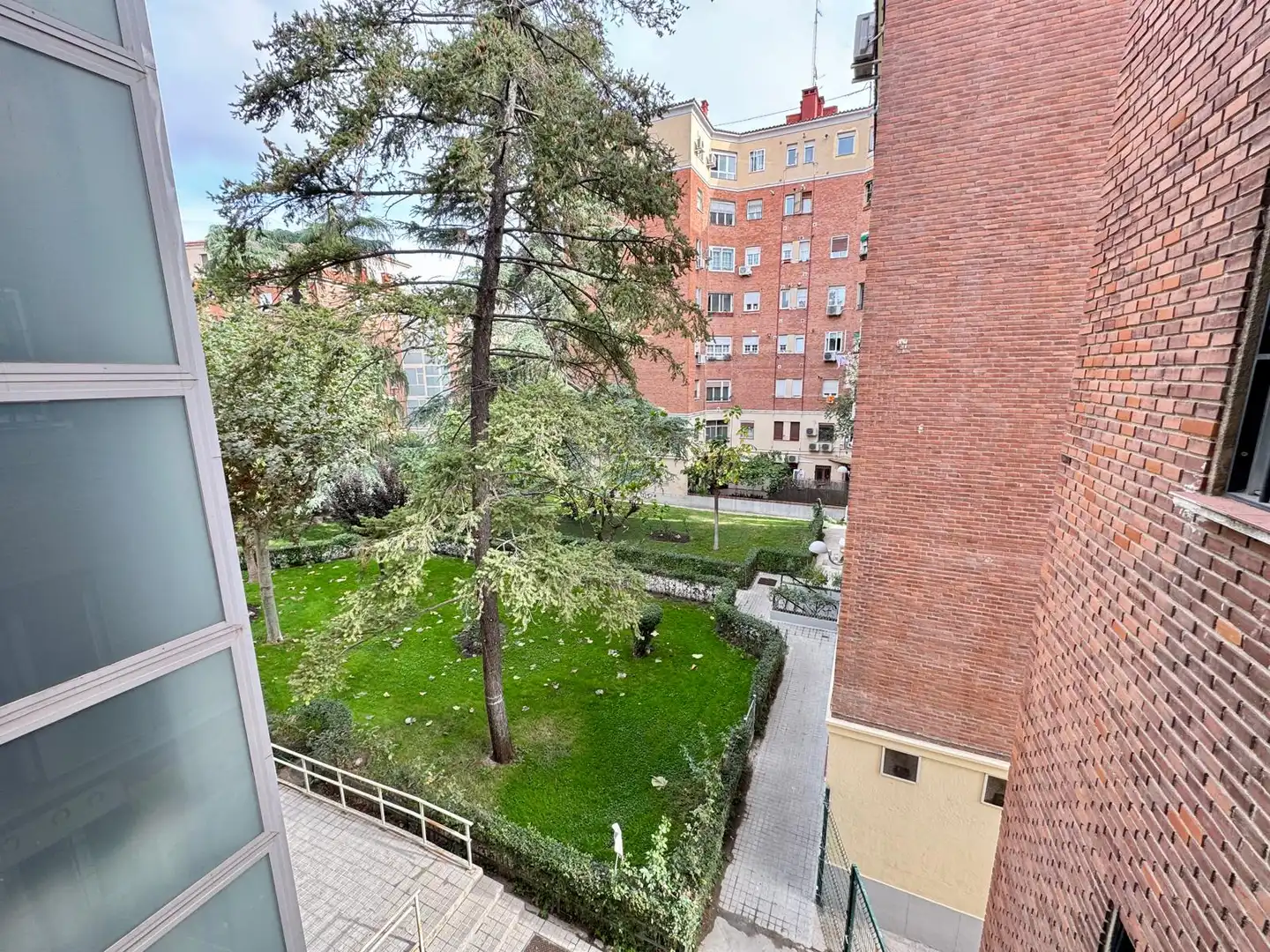 Garden of Flat for sale in Madrid  with Air Conditioner, Heating and Terrace