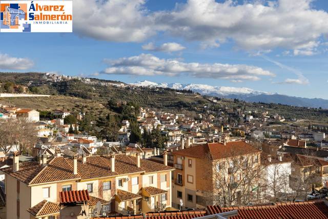 Casa-chalet en Venta en Calle ALPES en Alfacar