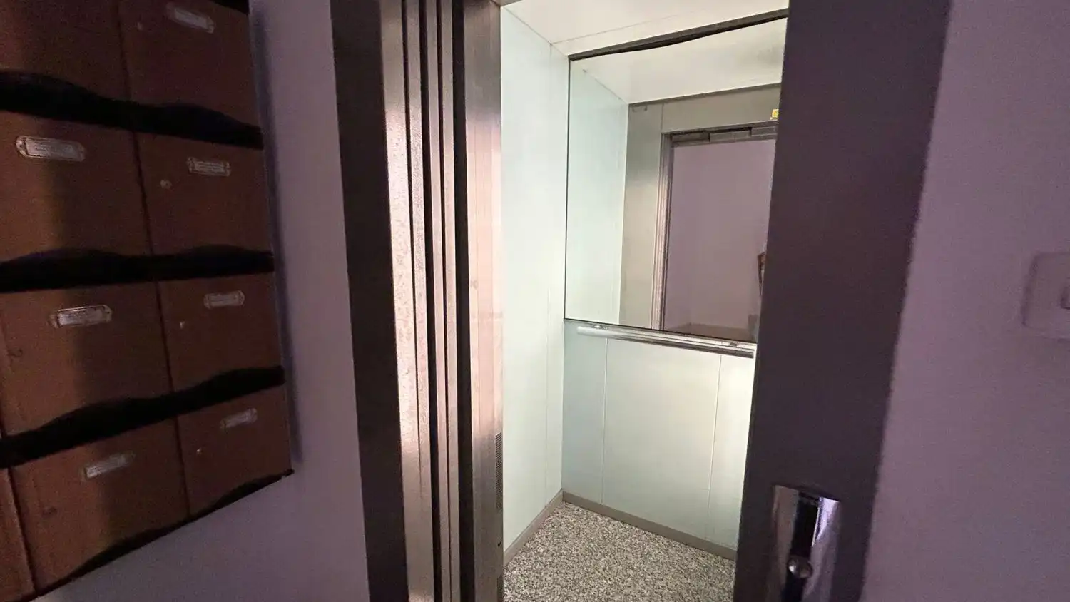 Wohnung zum Verkauf in Albacete mit Klimaanlage, Heizung und Balkon