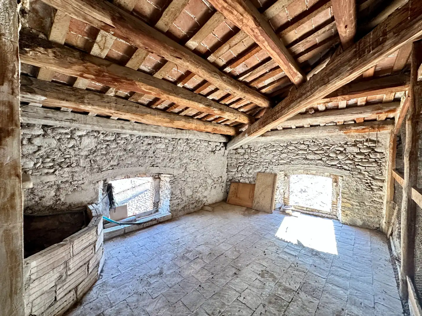 Edificio en venta en Montesquiu
